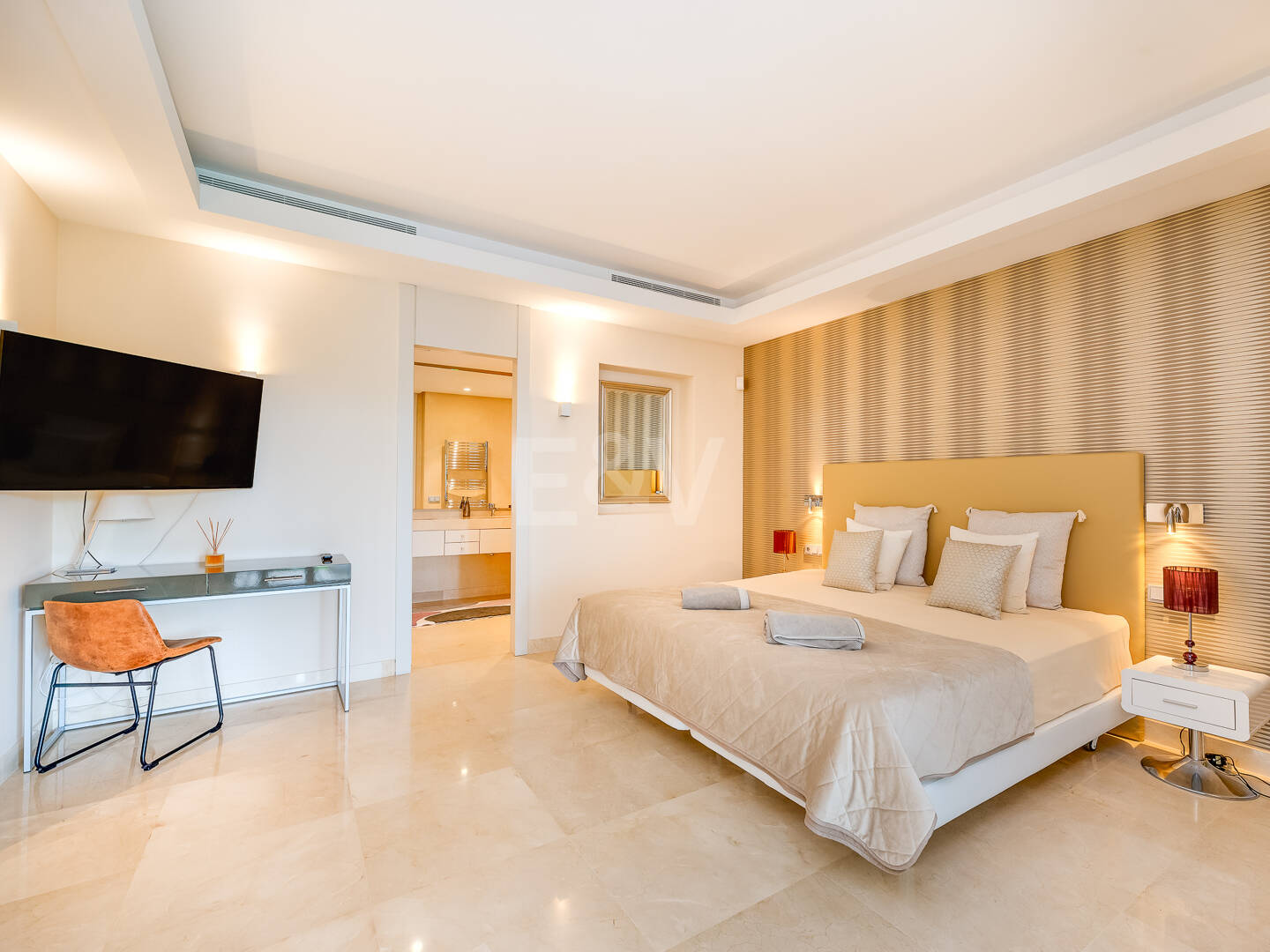 Fantastisk modern villa i Paraiso Alto med havsutsikt