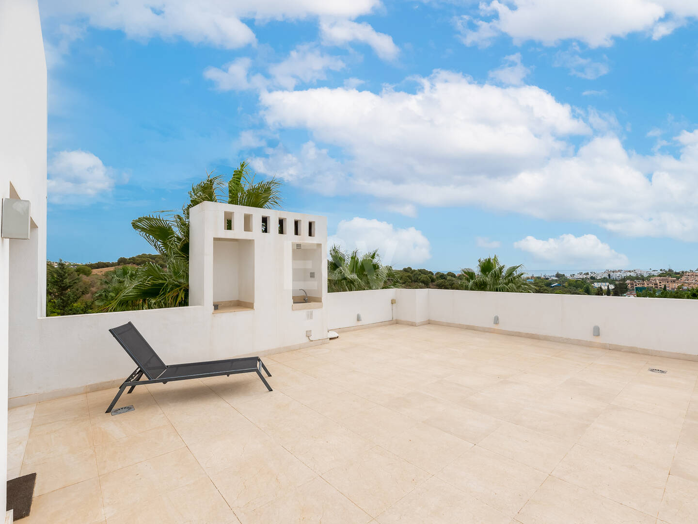 Fantastisk modern villa i Paraiso Alto med havsutsikt