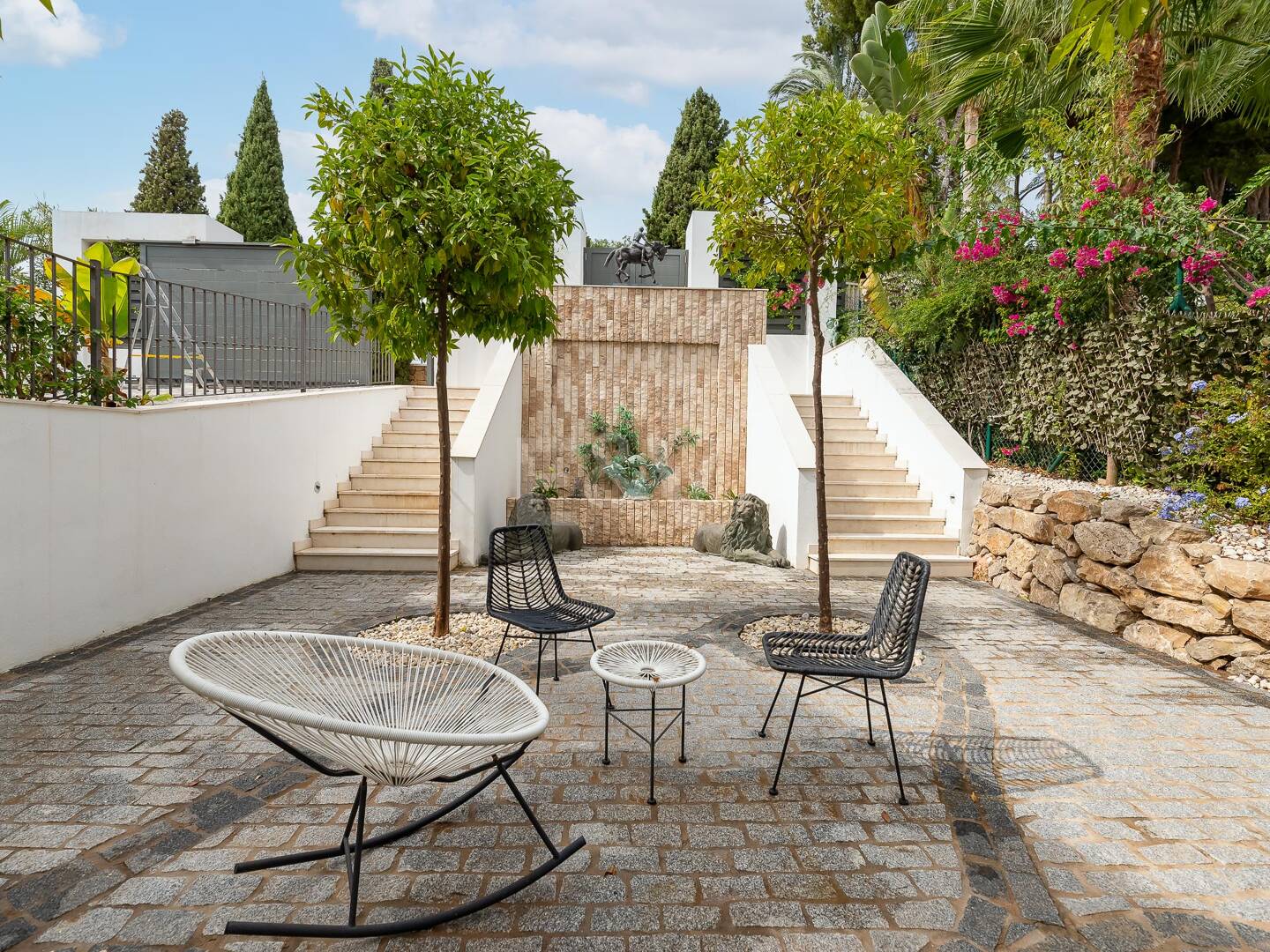 Fantastisk modern villa i Paraiso Alto med havsutsikt