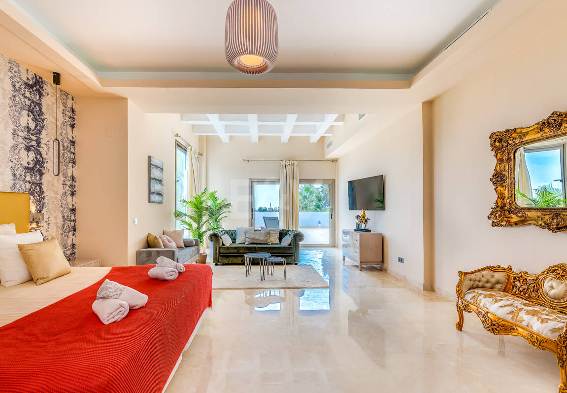 Fantastisk modern villa i Paraiso Alto med havsutsikt