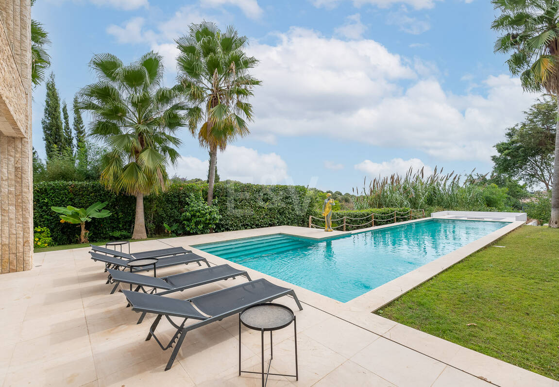 Fantastisk modern villa i Paraiso Alto med havsutsikt