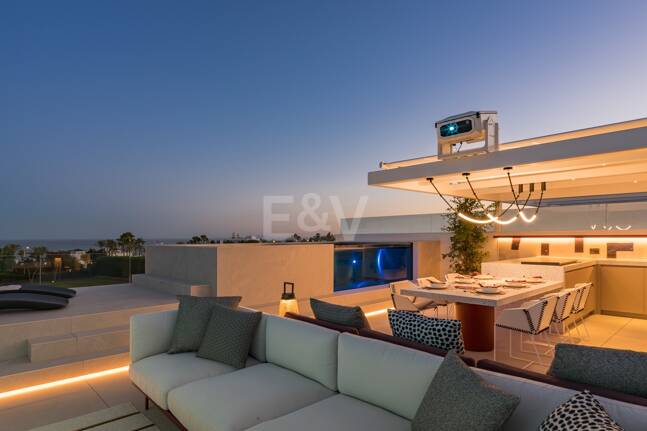 Exklusiva samtida villor på Marbellas gyllene mil