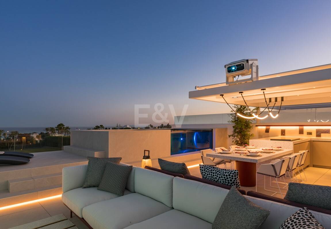 Exklusiva samtida villor på Marbellas gyllene mil