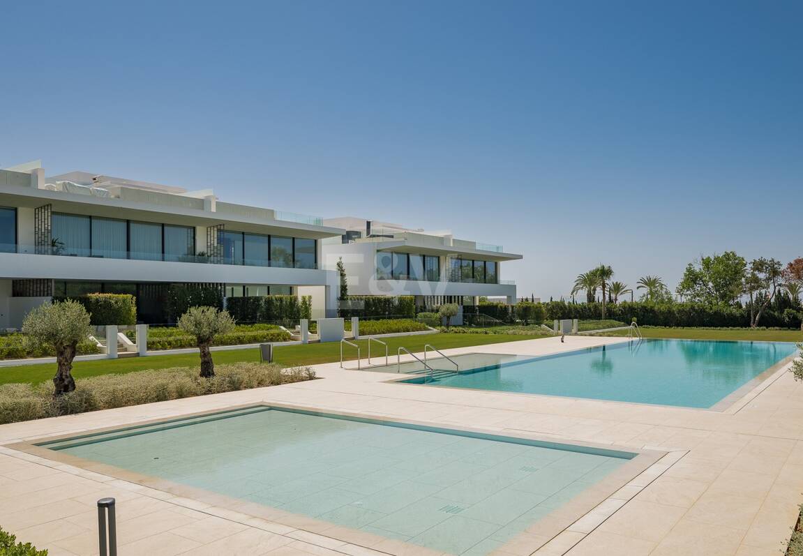 Exklusiva samtida villor på Marbellas gyllene mil