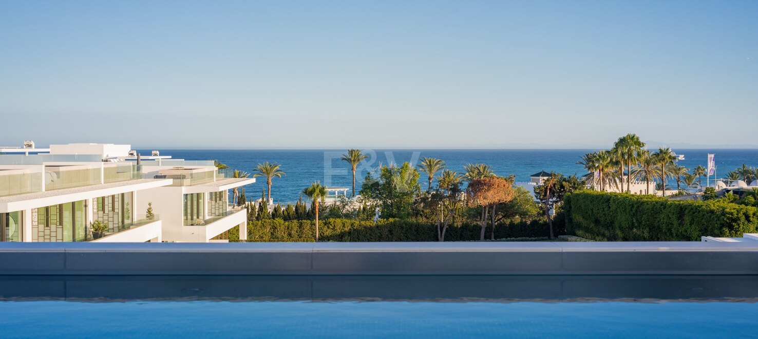 Exclusive Contemporary Villas on Marbella’s Golden Mile