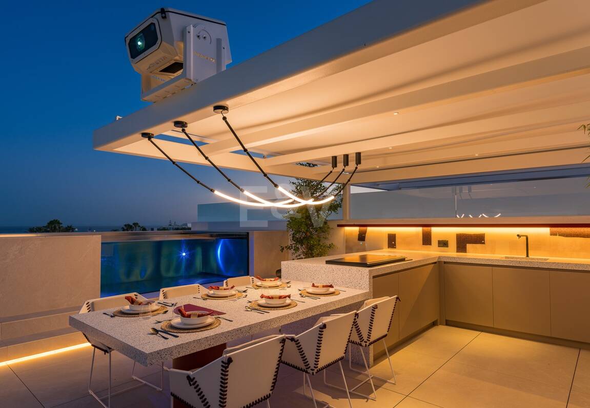 Exklusiva samtida villor på Marbellas gyllene mil