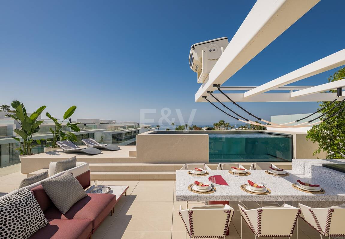 Exklusiva samtida villor på Marbellas gyllene mil