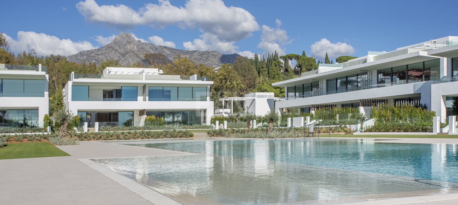 Exclusive Contemporary Villas on Marbella’s Golden Mile