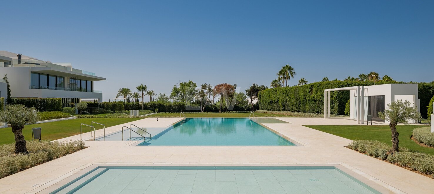 Exclusive Contemporary Villas on Marbella’s Golden Mile