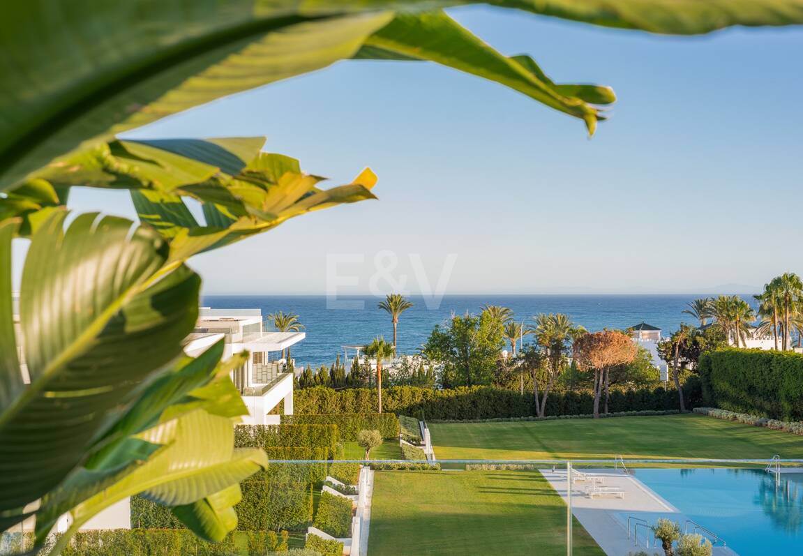 Exklusiva samtida villor på Marbellas gyllene mil