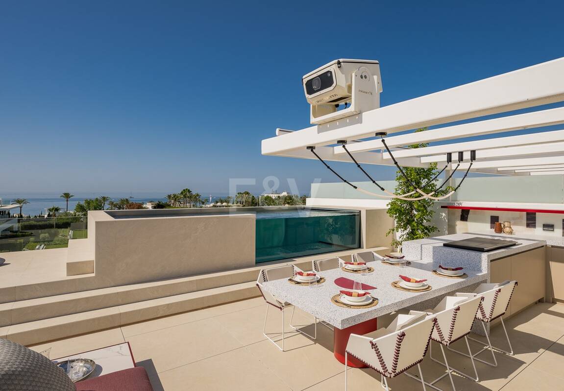 Exklusiva samtida villor på Marbellas gyllene mil