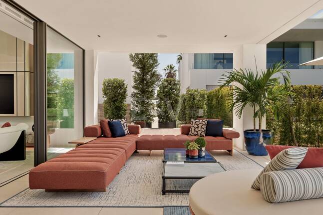Exklusiva samtida villor på Marbellas gyllene mil
