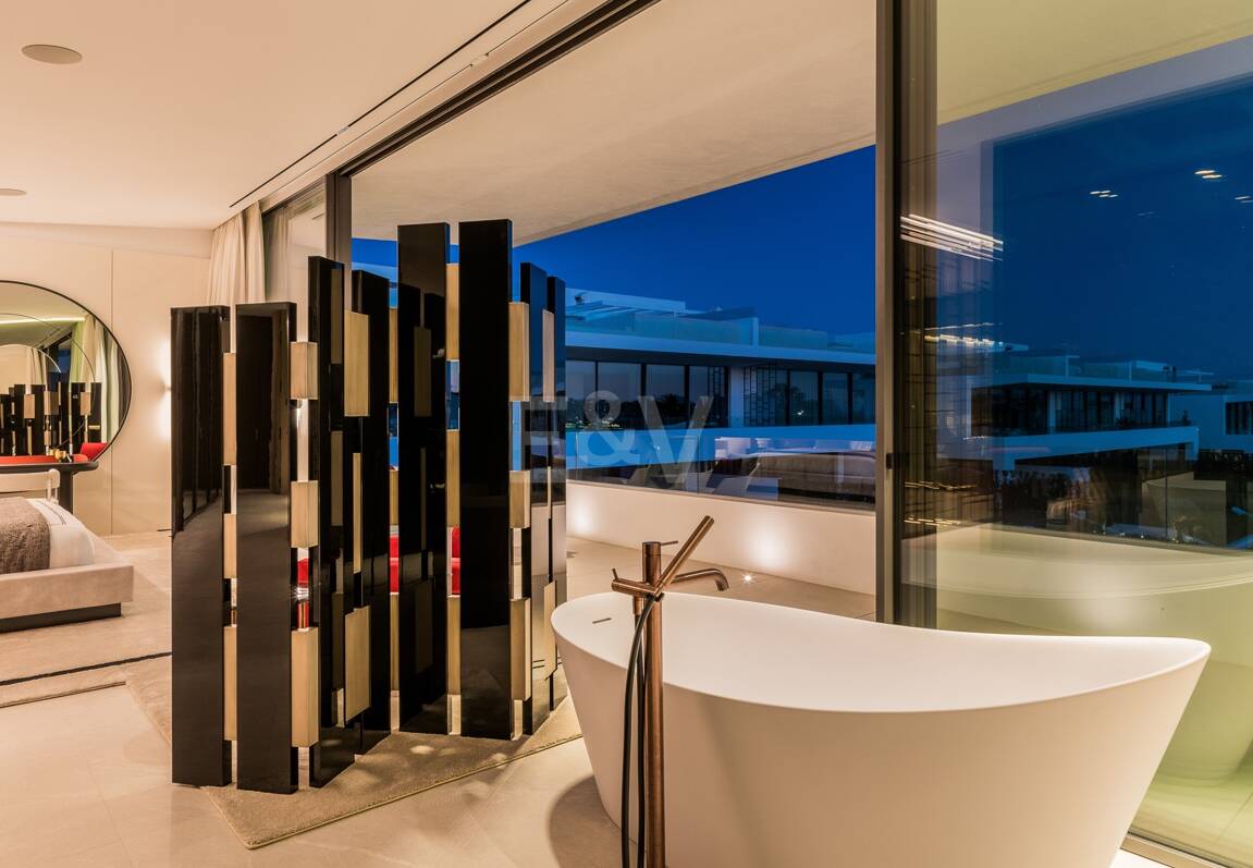 Exklusiva samtida villor på Marbellas gyllene mil