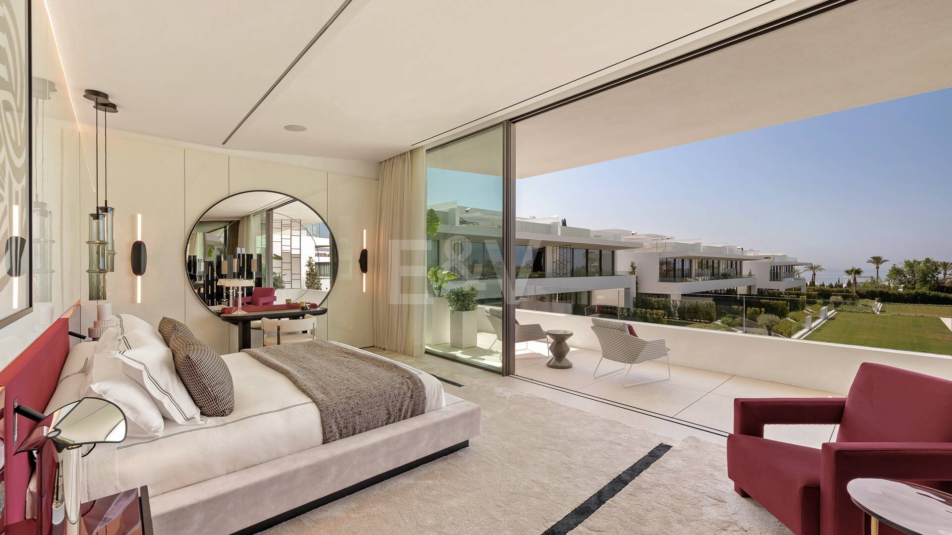 Sofisticadas villas contemporáneas en la Milla de Oro