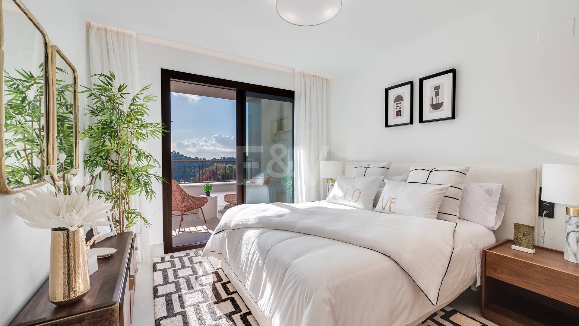 Nowe miasta Off- Plan z widokiem na morze panoramiczne i góry