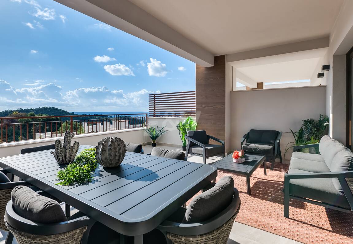 Nowe miasta Off- Plan z widokiem na morze panoramiczne i góry