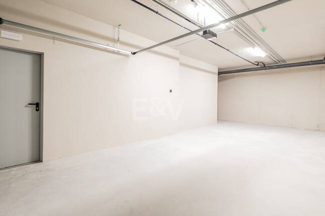 Nowe miasta Off- Plan z widokiem na morze panoramiczne i góry