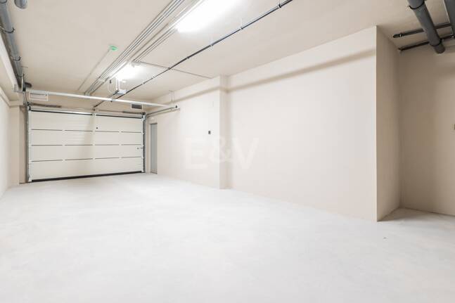 Nowe miasta Off- Plan z widokiem na morze panoramiczne i góry