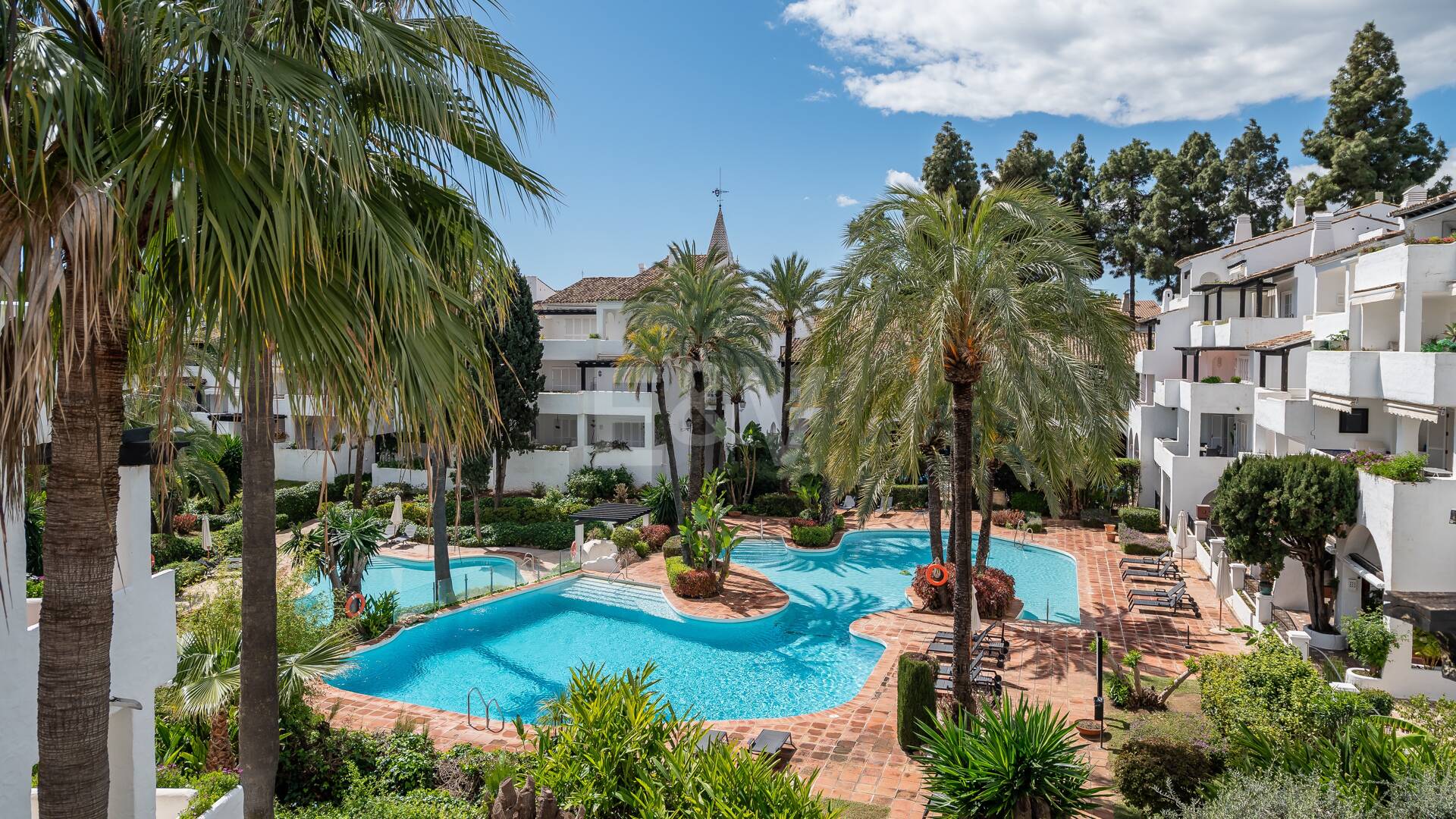 Exklusives Penthouse im Puente Romano Beach Resort mit hohem Investitionspotenzial