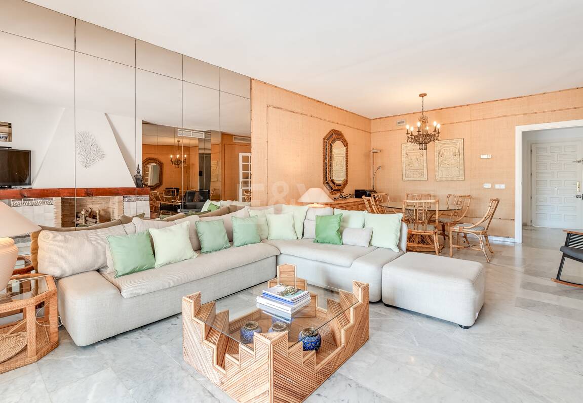 Exklusives Penthouse im Puente Romano Beach Resort mit hohem Investitionspotenzial