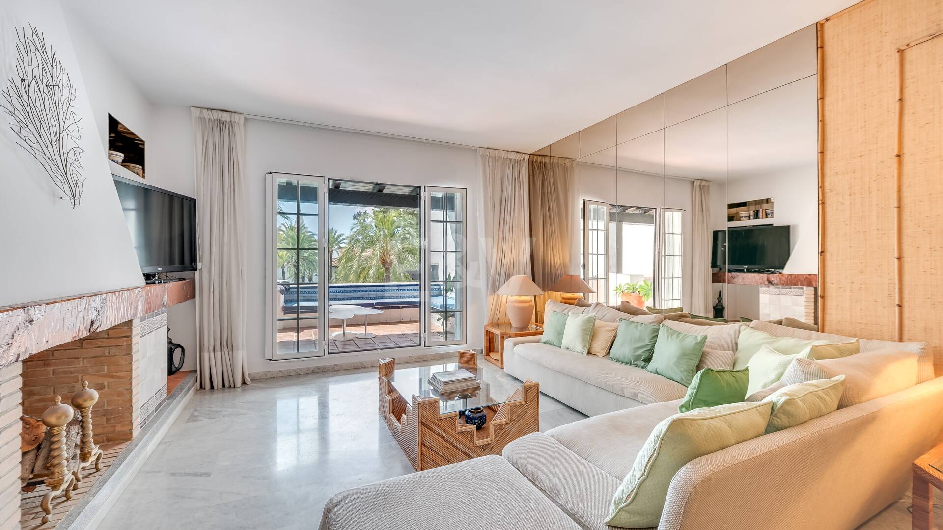 Exklusives Penthouse im Puente Romano Beach Resort mit hohem Investitionspotenzial