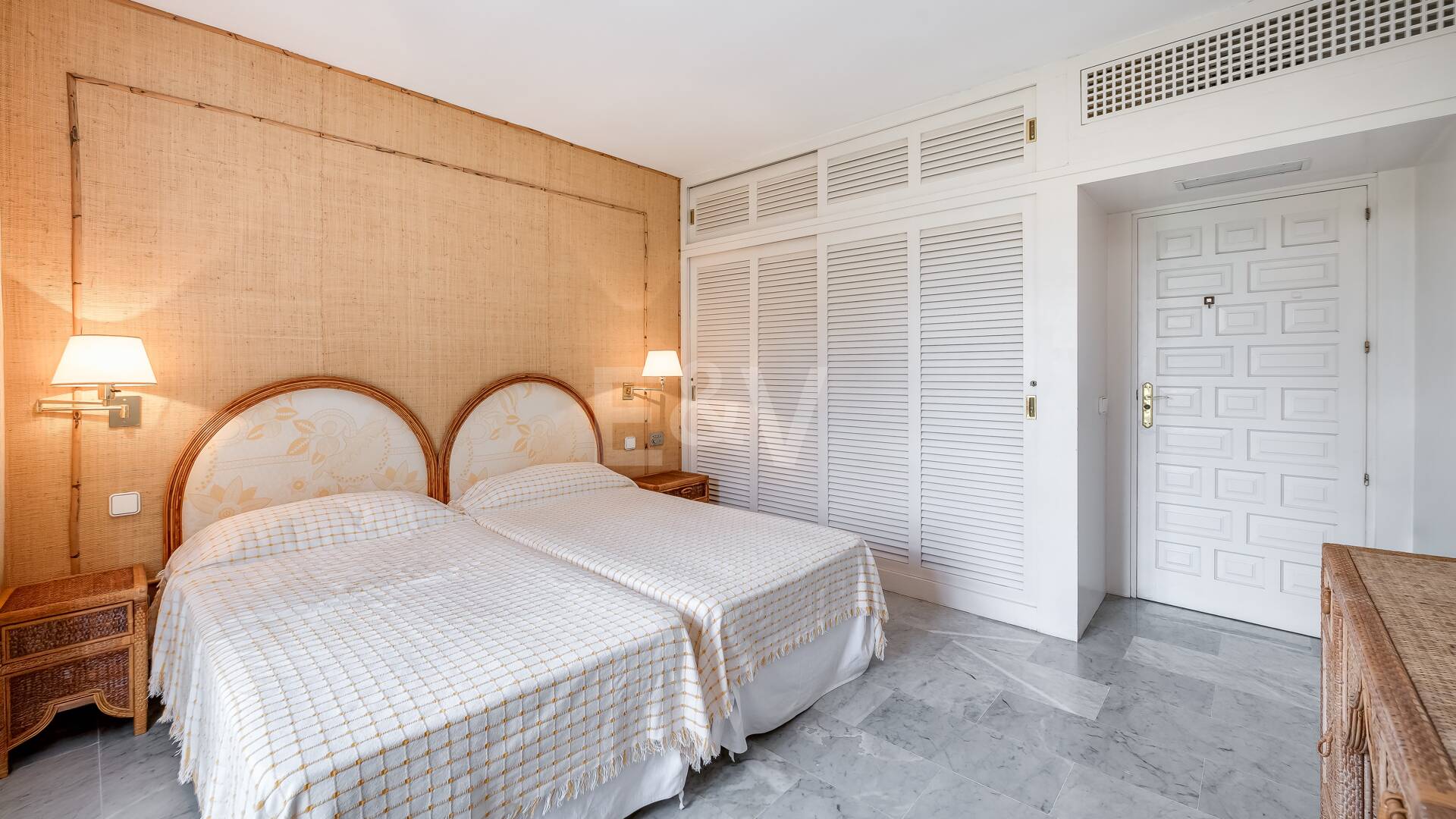 Exklusives Penthouse im Puente Romano Beach Resort mit hohem Investitionspotenzial