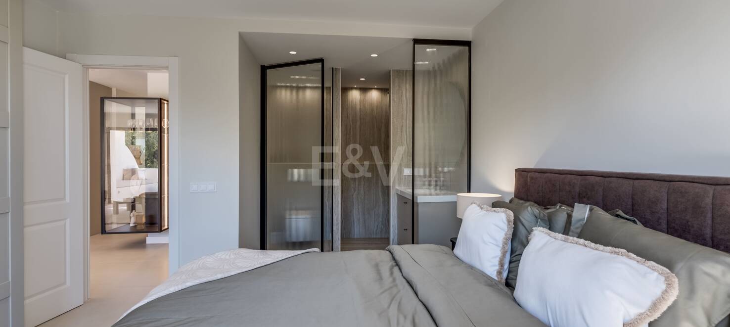 Oszałamiające 3- Apartament w Puerto del Almendro, Benahavis z widokiem na morze