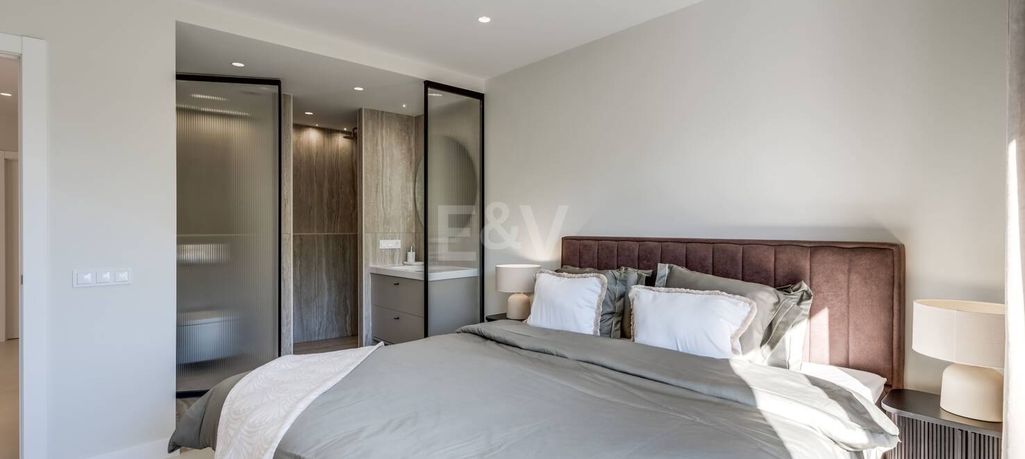 Oszałamiające 3- Apartament w Puerto del Almendro, Benahavis z widokiem na morze