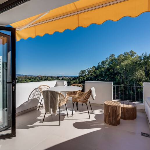Oszałamiające 3- Apartament w Puerto del Almendro, Benahavis z widokiem na morze