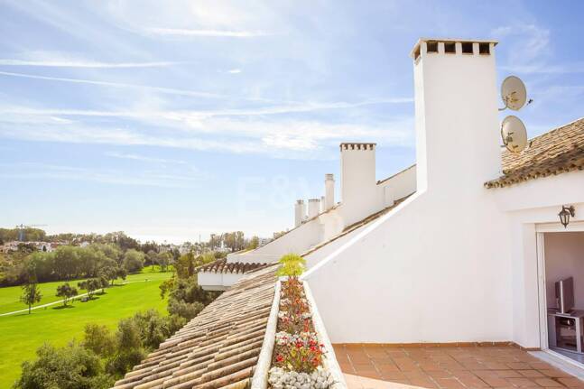 Duplex Penthouse Front Line Golf in Guadalmina Baja Available for Long Term