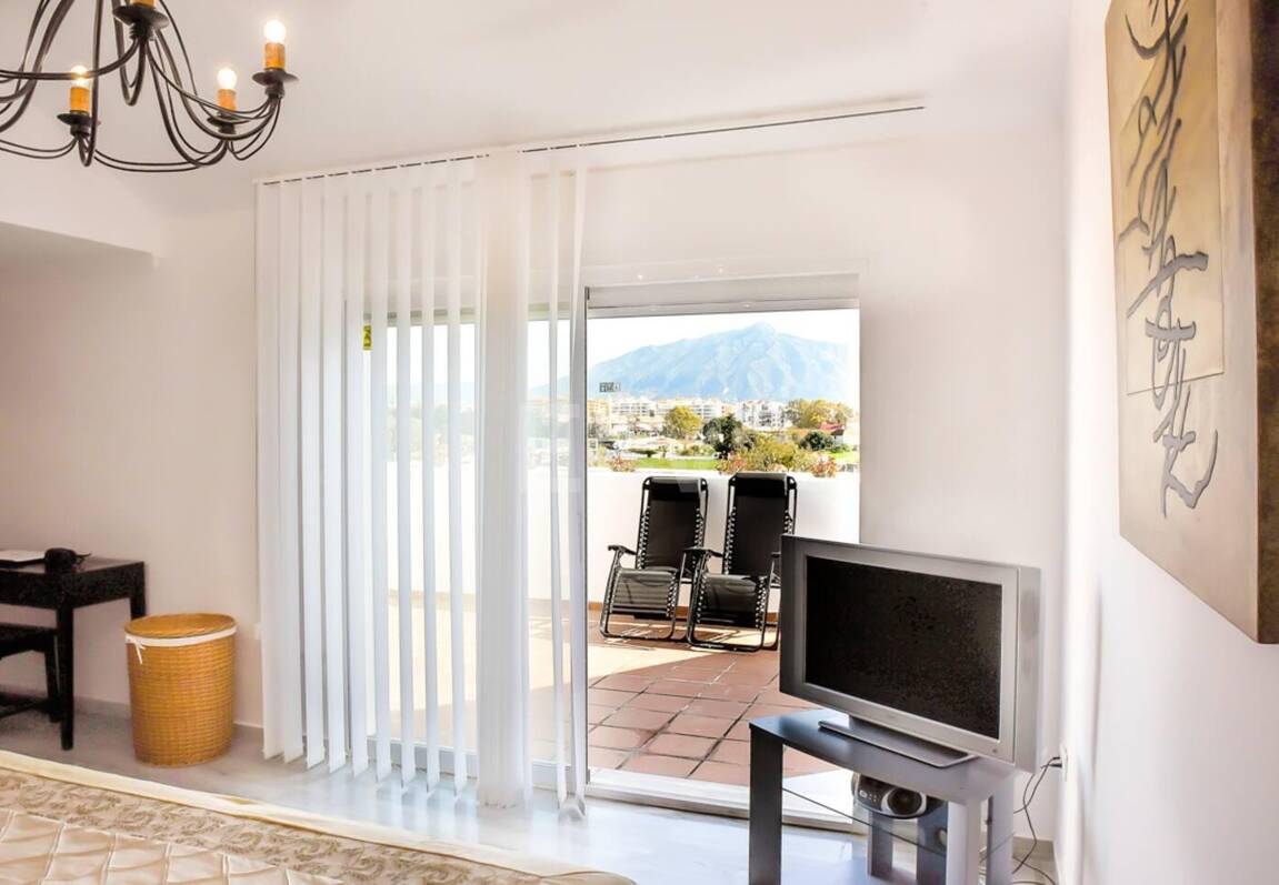 Duplex Penthouse Front Line Golf in Guadalmina Baja Available for Long Term