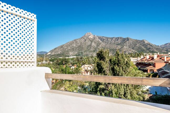 Zeitgenössisches Reihenhaus in Strandnähe in privater Gemeinschaft