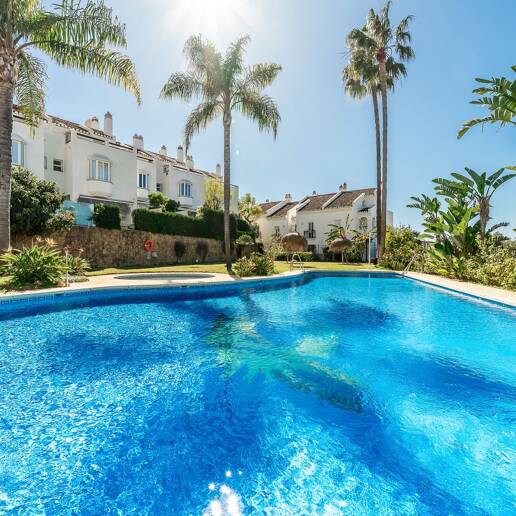 Zeitgenössisches Reihenhaus in Strandnähe in privater Gemeinschaft