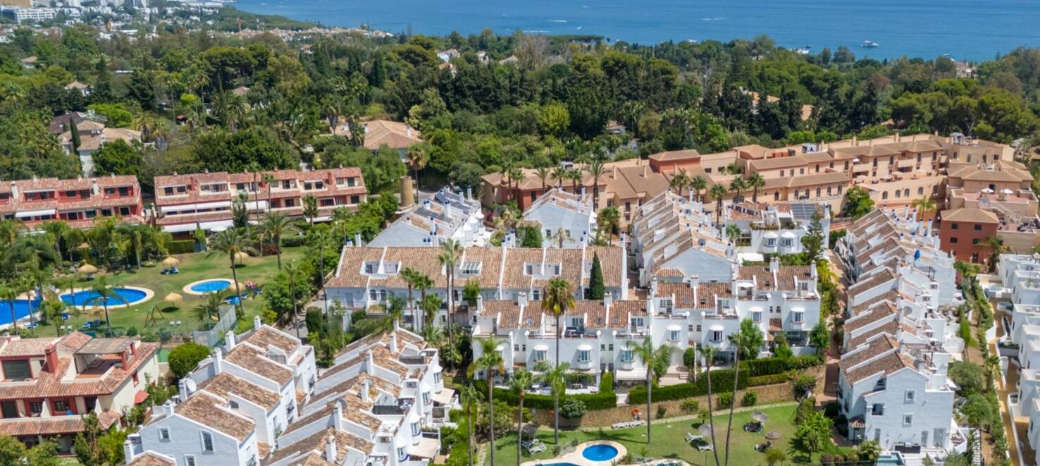 Stylish Townhouse i en gated community i Marbella Golden Mile
