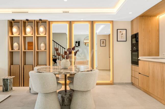 Zeitgenössisches Reihenhaus in Strandnähe in privater Gemeinschaft