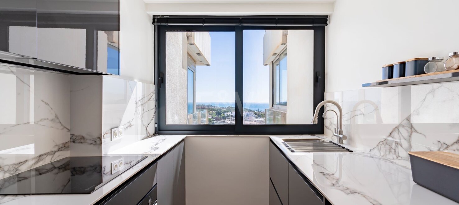 Modernes Apartment mit Meerblick und Gehdistanz zu Marbella