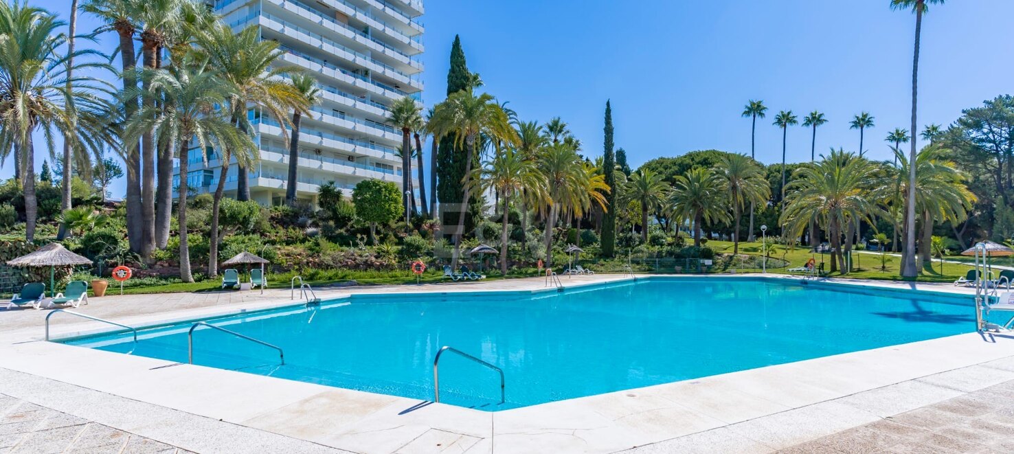 Modernes Apartment mit Meerblick und Gehdistanz zu Marbella
