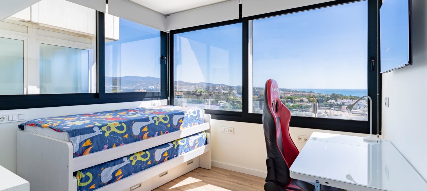 Modernes Apartment mit Meerblick und Gehdistanz zu Marbella
