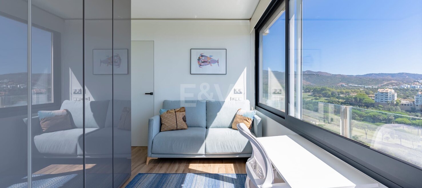 Modernes Apartment mit Meerblick und Gehdistanz zu Marbella
