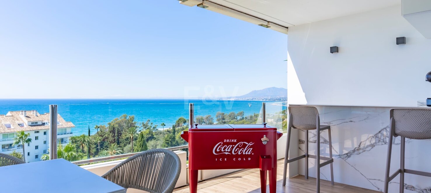 Modernes Apartment mit Meerblick und Gehdistanz zu Marbella