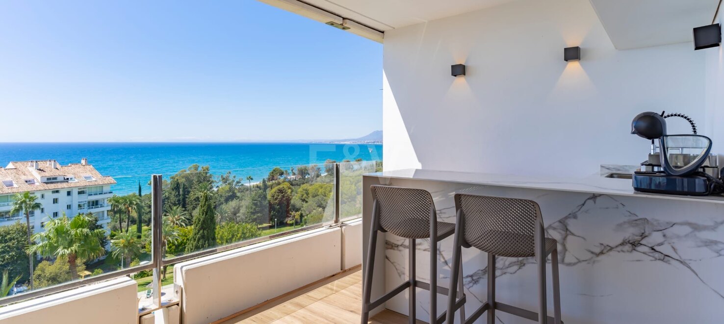 Modernes Apartment mit Meerblick und Gehdistanz zu Marbella