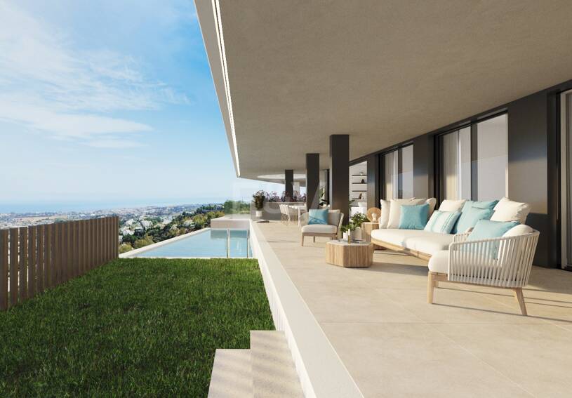 Bottenvåning lägenhet med egen pool