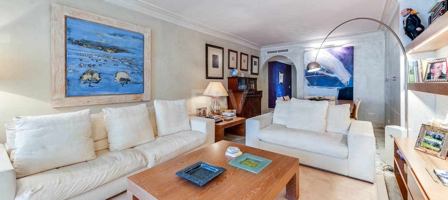 Beachfront Apartment in Playa Esmeralda with breathtaking sea views