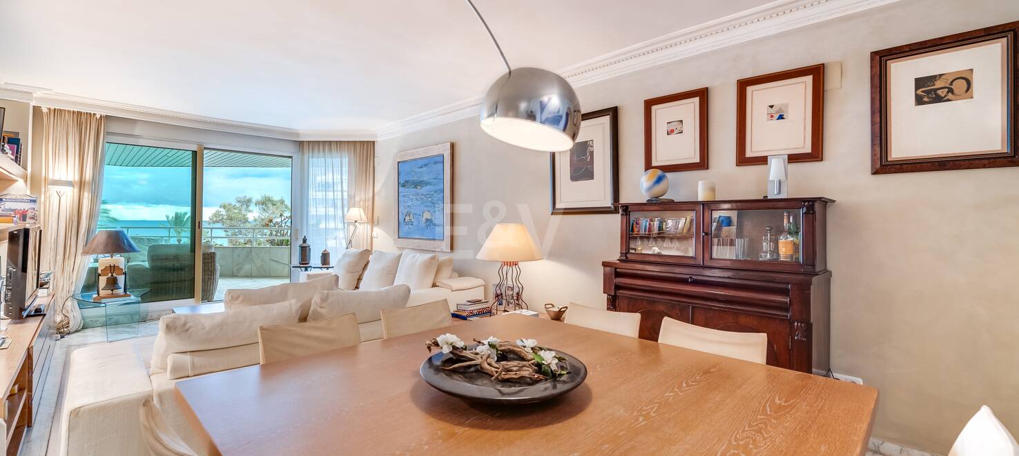 Beachfront Apartment in Playa Esmeralda with breathtaking sea views