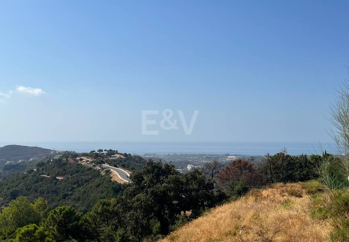 Monte Mayor Plot with Stunning Sea Views and Two Frontages