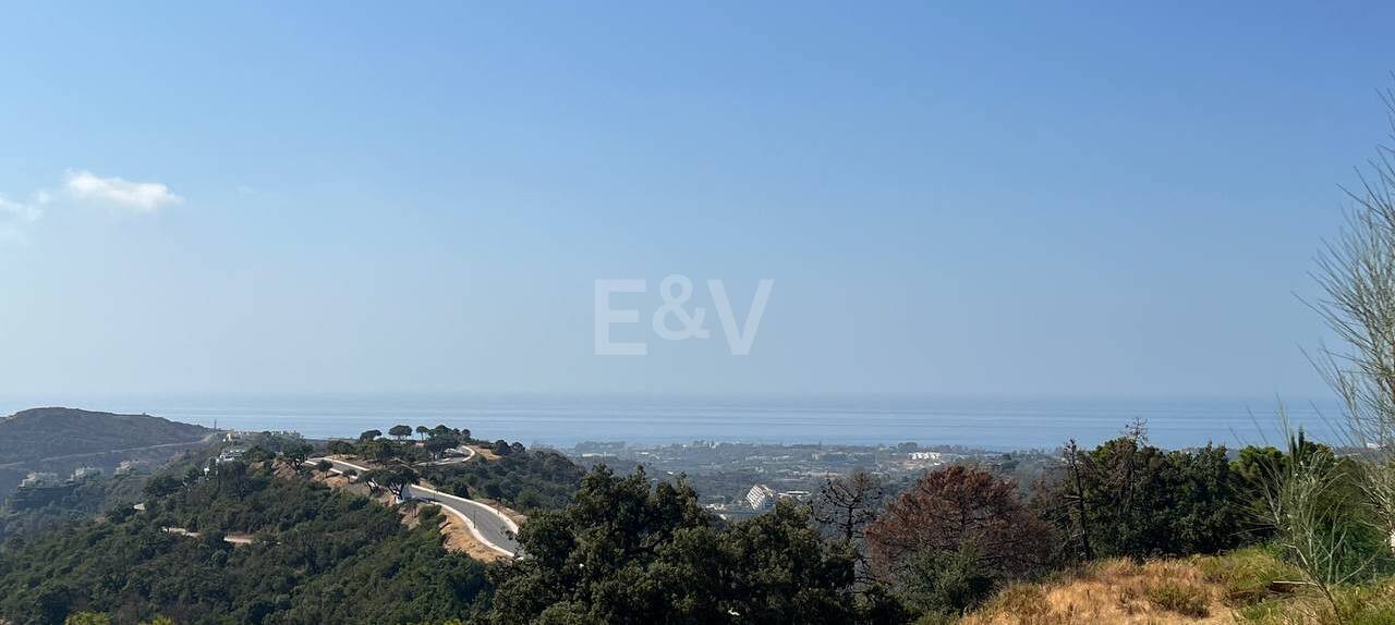 Monte Mayor Plot with Stunning Sea Views and Two Frontages
