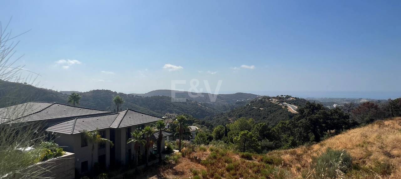 Monte Mayor Plot with Stunning Sea Views and Two Frontages