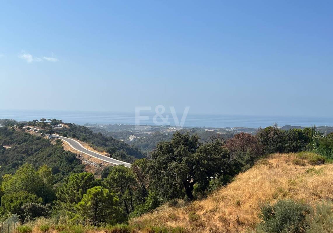 Monte Mayor Plot with Stunning Sea Views and Two Frontages