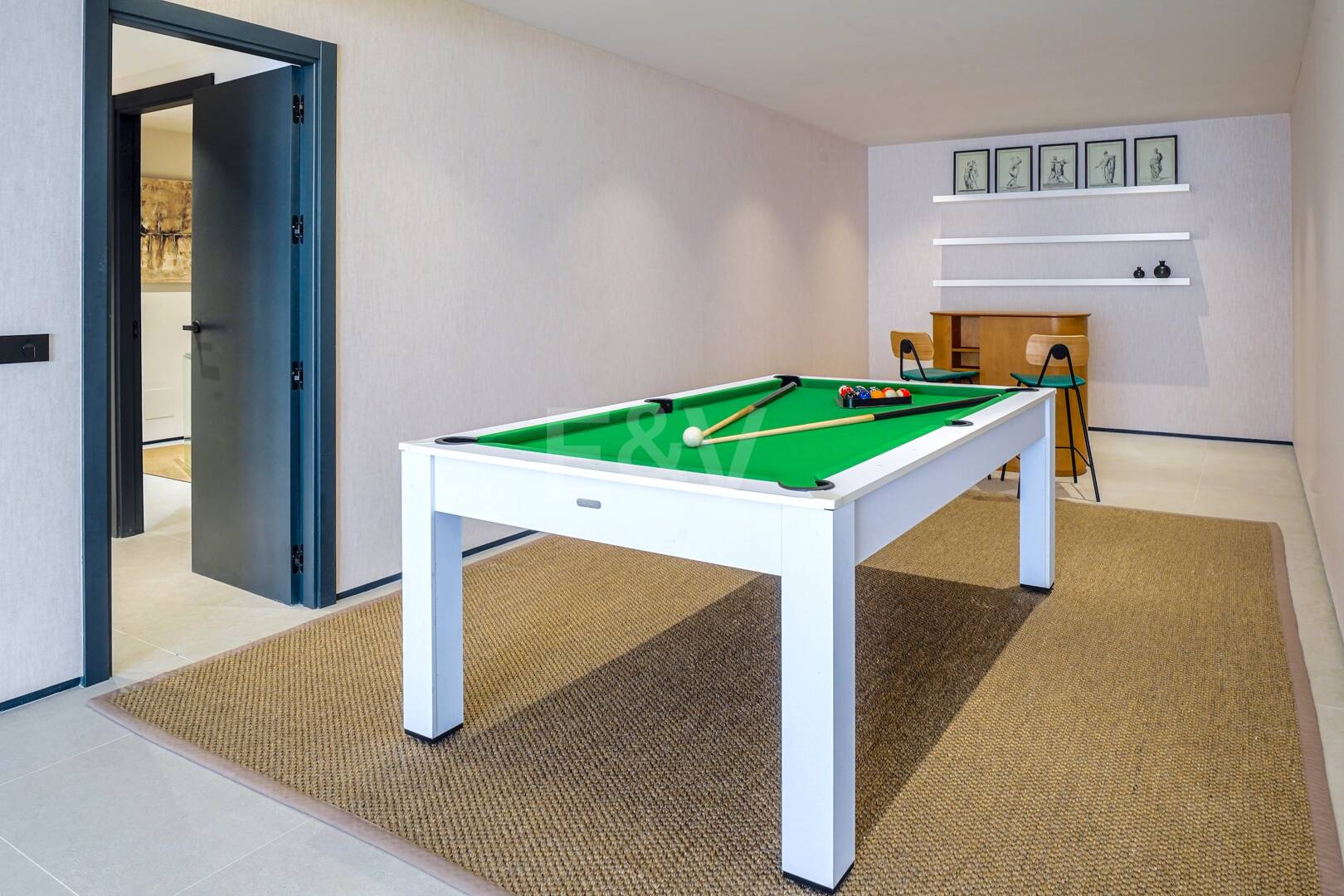 Elegant Villa i Nueva Andalucia inom en fridfull och privat plats