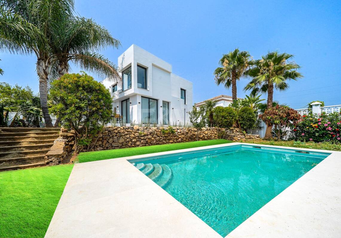 Villa Elegante en Nueva Andalucia en una area muy tranquila y privada